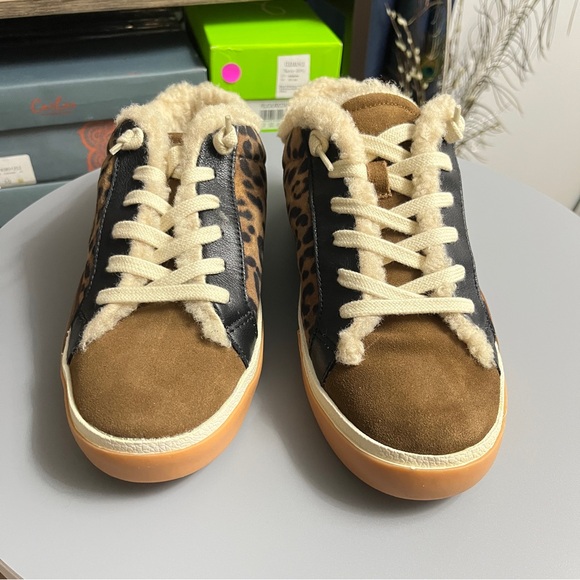 Dolce Vita Zantel Leopard Print Sneakers with Faux Fur - Picture 3 of 8